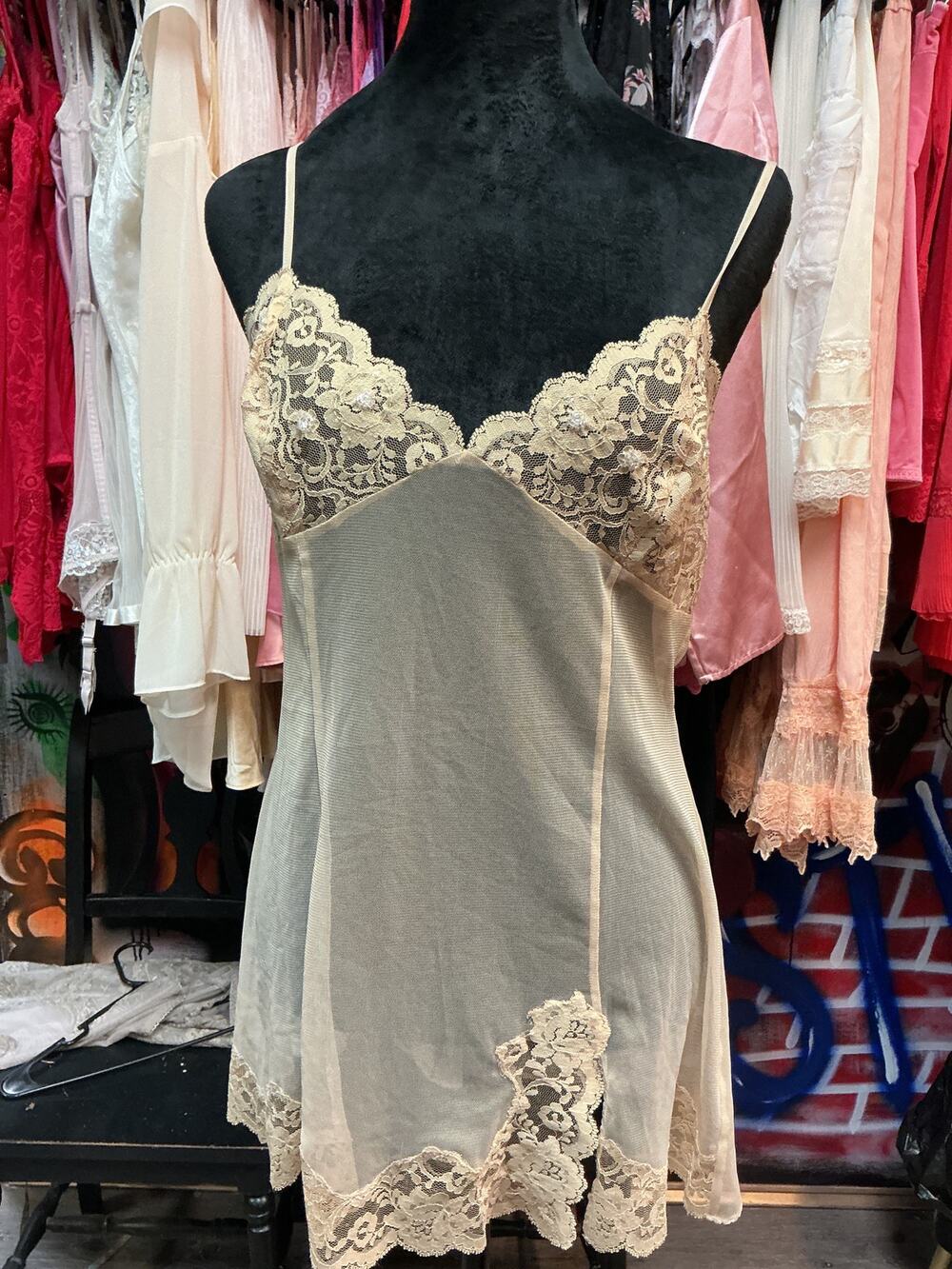 VICTORIA'S SECRET CREAM LACE SLIP DRESS